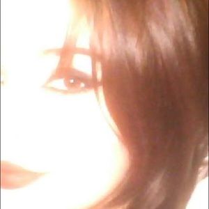 Meet your Posher, Arielle